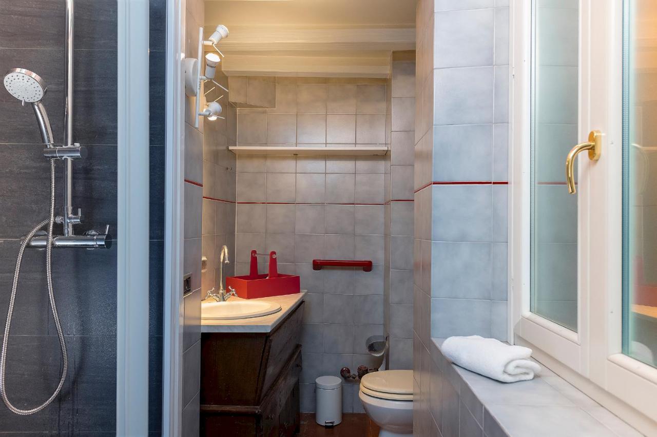 Apartament Giglio House - Campo De' Fiori Rzym Zewnętrze zdjęcie