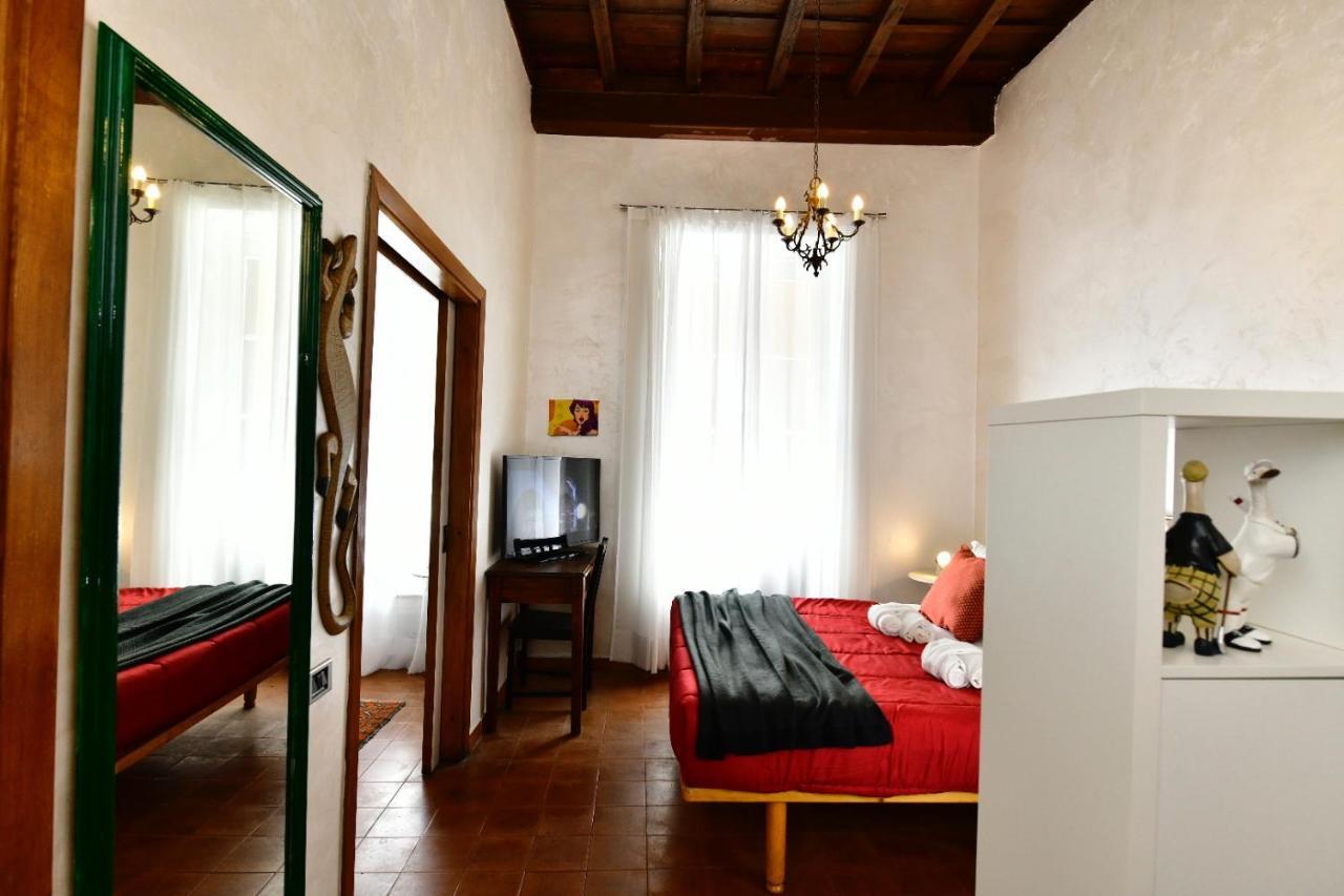 Apartament Giglio House - Campo De' Fiori Rzym Zewnętrze zdjęcie